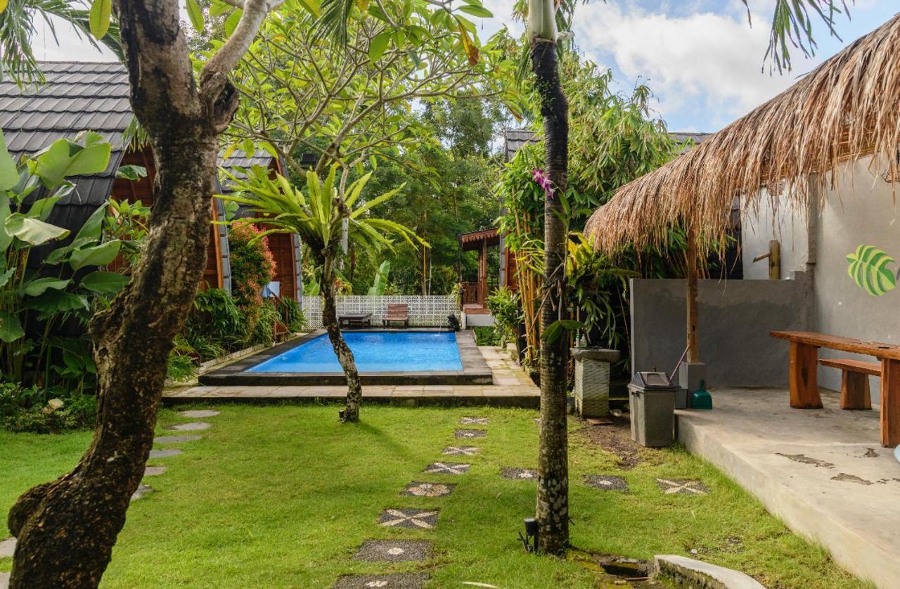 Pondok Chesia Homestay Canggu  Exterior photo